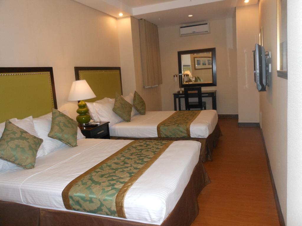 Azzurro Hotel Angeles Room photo